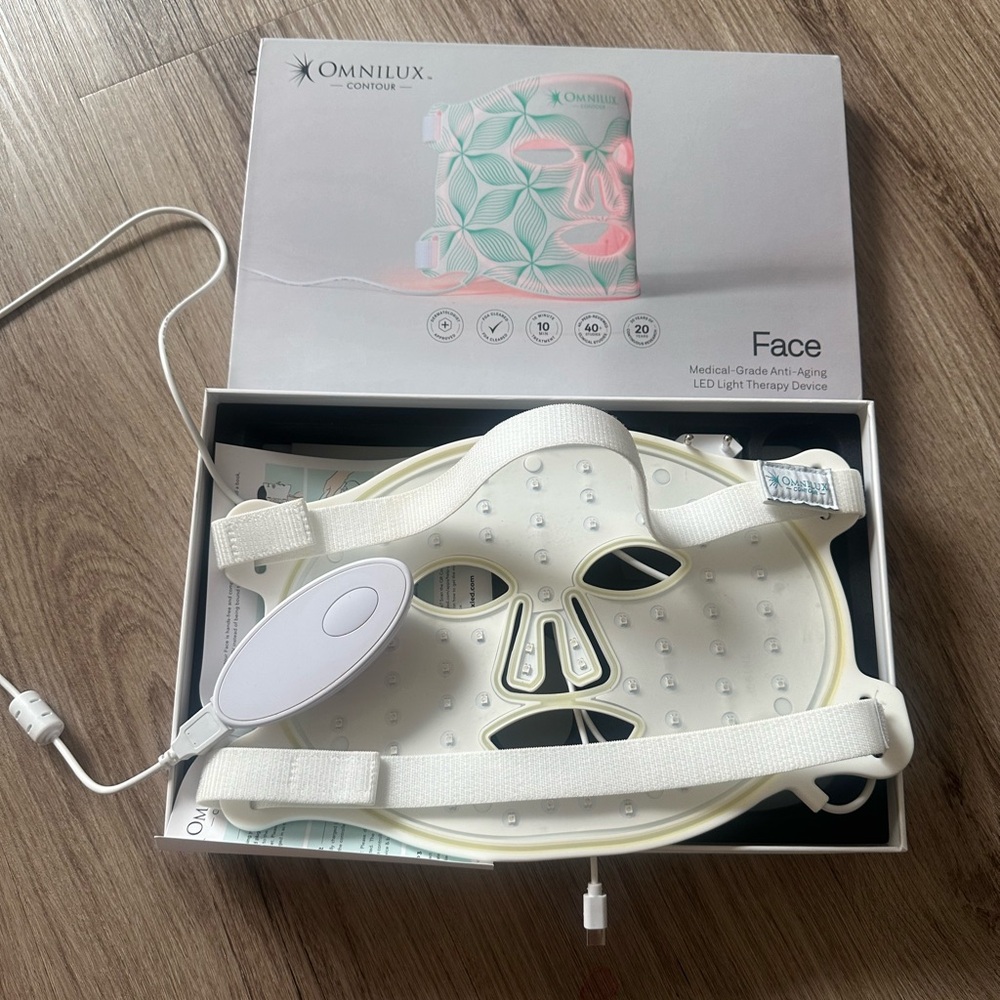 Contour White LED Light Therapy Device